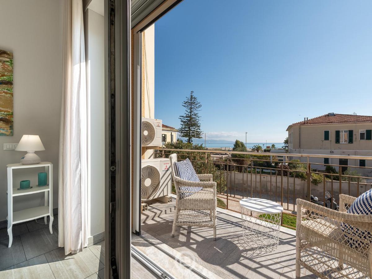 Ferienwohnung Poetto Sea Breeze - Blue Cagliari Exterior foto
